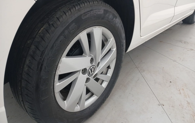 imagem-https://www.socarrao.com.br/sc-vehicle-images-prod/3942296/1789743307368-15.jpg