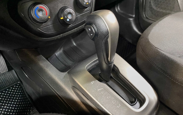 imagem-https://www.socarrao.com.br/sc-vehicle-images-prod/3942368/1789743593171-003_ded4185787d93b31cf715c8fc9c0627d.jpg