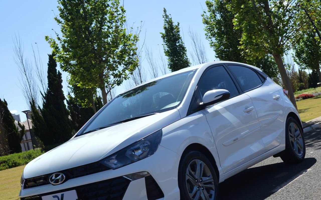 imagem-https://www.socarrao.com.br/sc-vehicle-images-prod/3942470/1789747738143-V2hhdHNBcHAgSW1hZ2UgMjAyNi0wOS0xNyBhdCAxOC4yNy40NyAoOCkuanBlZw.jpeg