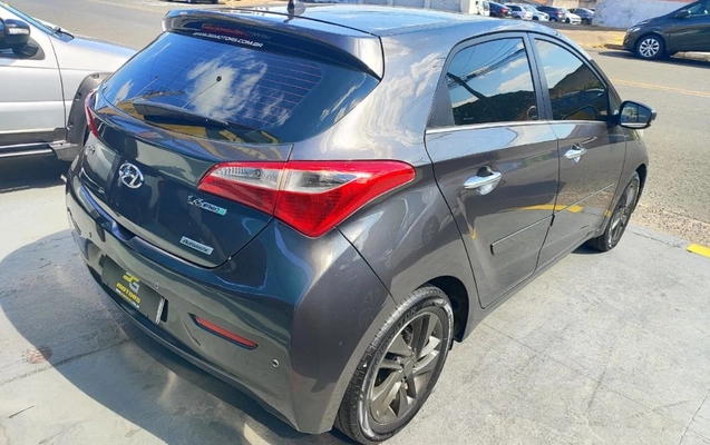imagem-https://www.socarrao.com.br/sc-vehicle-images-prod/3942710/1789744113493-gb-de2ec26.jpeg