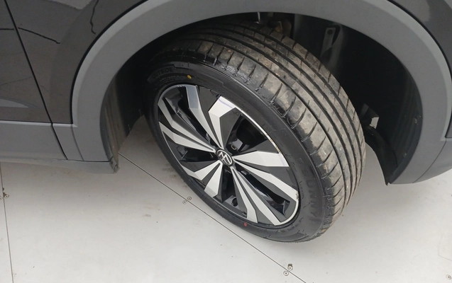 imagem-https://www.socarrao.com.br/sc-vehicle-images-prod/3942718/1789744133993-14.jpg