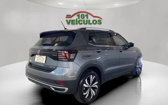 imagem-https://www.socarrao.com.br/sc-vehicle-images-prod/3942789/1789744622051-003_d41bfd40d2a1b5a96030552fb743e4f9.jpg