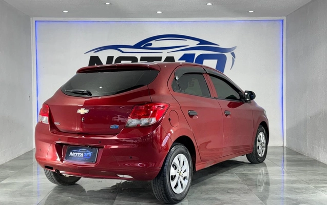 imagem-https://www.socarrao.com.br/sc-vehicle-images-prod/3943111/1789745077179-7_024622.jpg