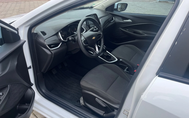 imagem-https://www.socarrao.com.br/sc-vehicle-images-prod/3943130/1789745508340-SU1HXzIxODguanBlZw.jpeg
