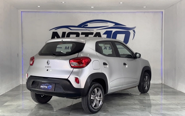 imagem-https://www.socarrao.com.br/sc-vehicle-images-prod/3943134/1789745115412-7_022945.jpg