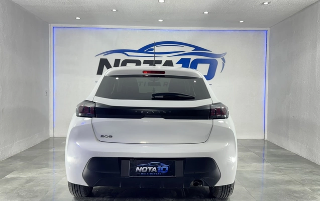 imagem-https://www.socarrao.com.br/sc-vehicle-images-prod/3943150/1789745228367-4_093403.jpg