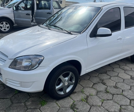 Chevrolet Celta 2013 Branco — foto 1 de 3