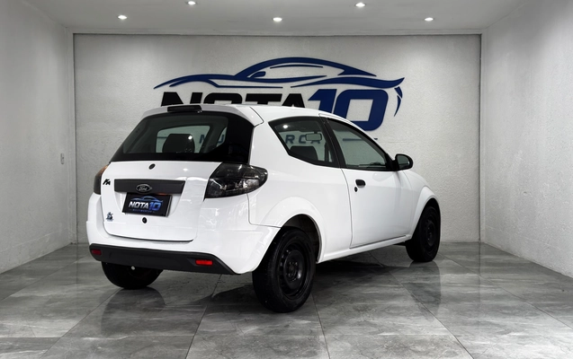 imagem-https://www.socarrao.com.br/sc-vehicle-images-prod/3943184/1789745513752-1_064110.jpg