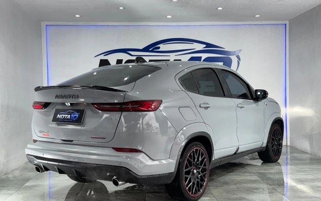 imagem-https://www.socarrao.com.br/sc-vehicle-images-prod/3943347/1789745725795-8_024104.jpg