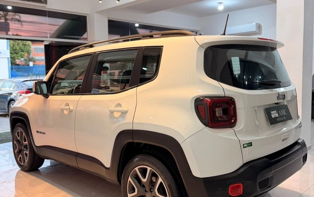 imagem-https://www.socarrao.com.br/sc-vehicle-images-prod/3943422/1789745789223-54e7f6a98fcc4f6db0e3835fb74ad6f9_1789745651342.jpg