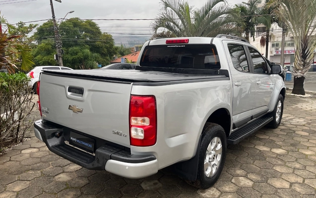 imagem-https://www.socarrao.com.br/sc-vehicle-images-prod/3943519/1789746007455-SU1HXzE4MDQuanBlZw.jpeg
