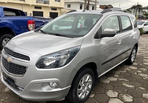 Chevrolet Spin 2016 Prata — foto 1 de 3