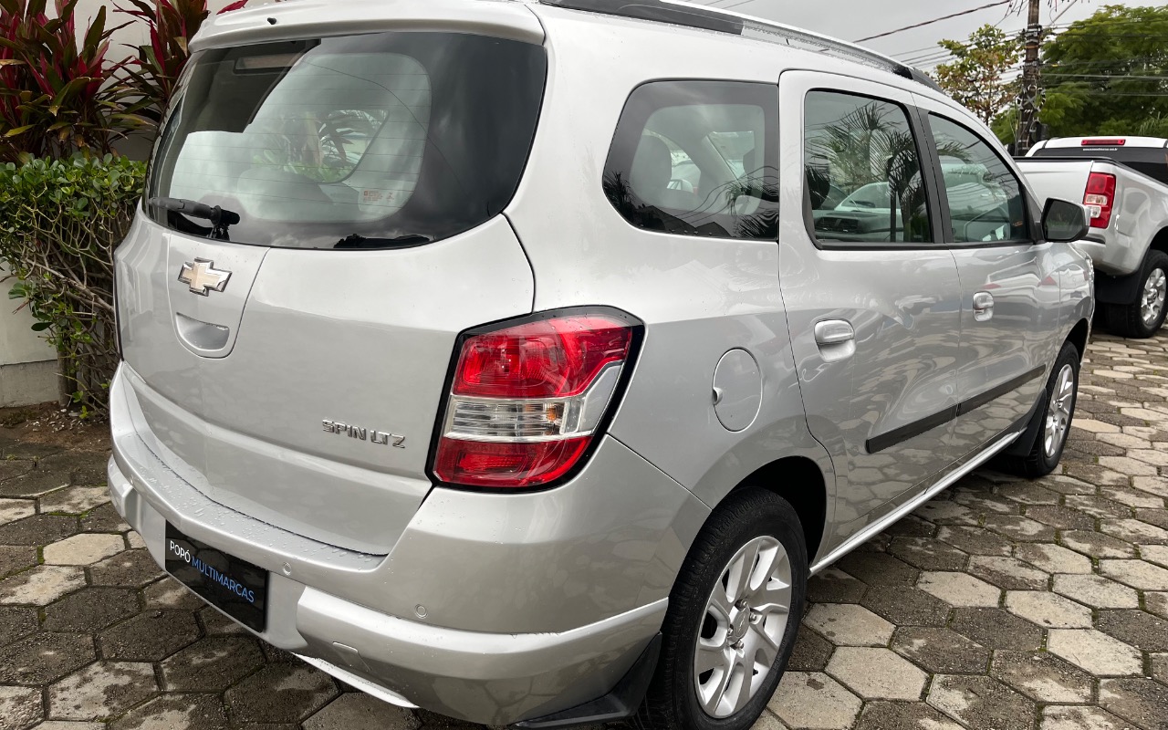 imagem-https://www.socarrao.com.br/sc-vehicle-images-prod/3943567/1789746215104-SU1HXzIzMTguanBlZw.jpeg
