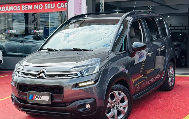 imagem-https://www.socarrao.com.br/sc-vehicle-images-prod/3943580/1789746332944-gb-cddf1d5.jpeg