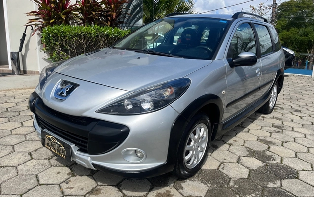 imagem-https://www.socarrao.com.br/sc-vehicle-images-prod/3943685/1789746746470-SU1HXzI3MzUuanBlZw.jpeg