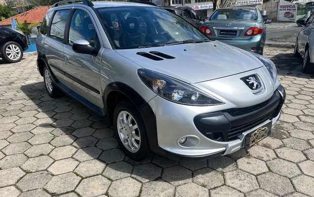 imagem-https://www.socarrao.com.br/sc-vehicle-images-prod/3943685/1789746746583-SU1HXzI3MzYuanBlZw.jpeg