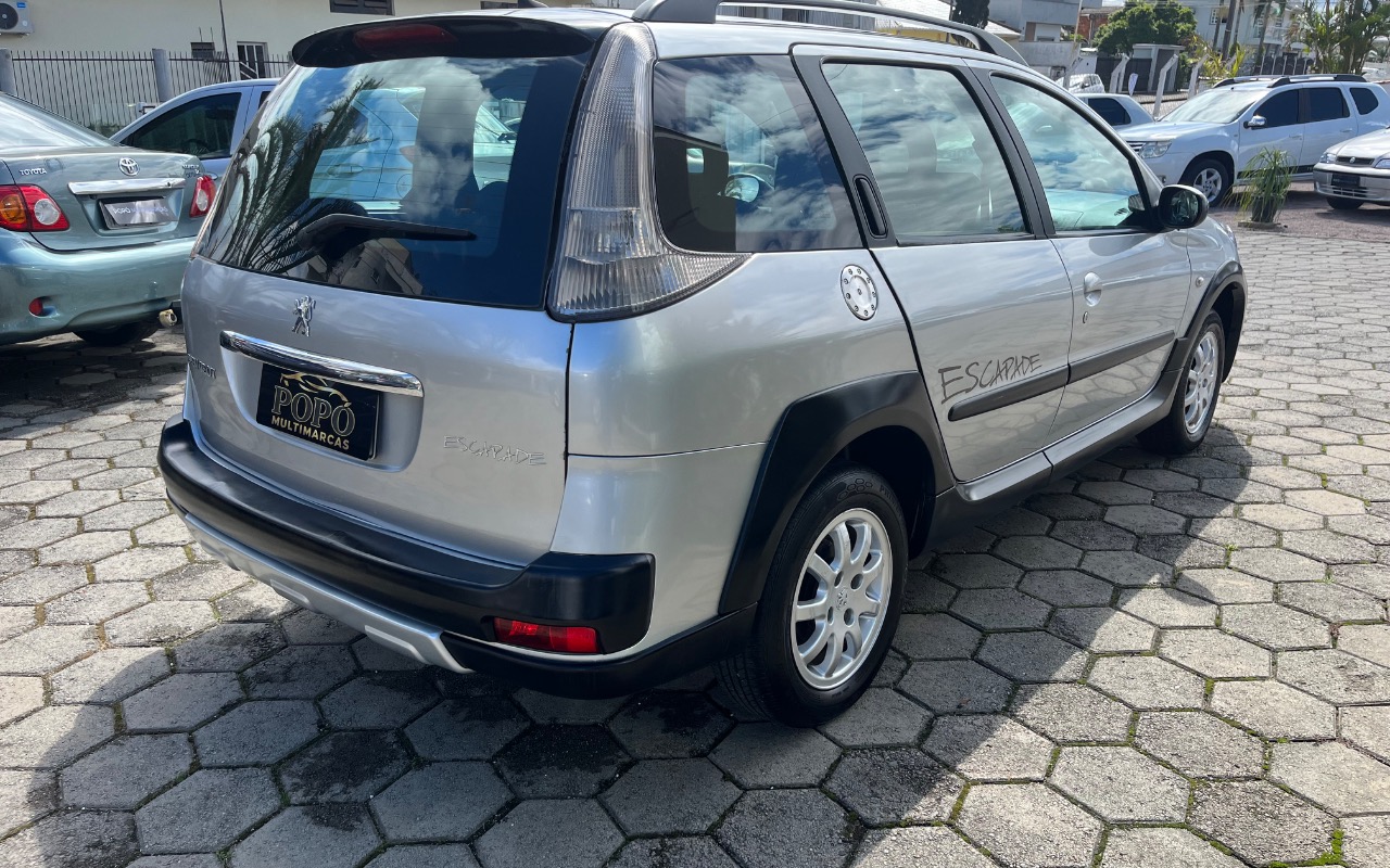 imagem-https://www.socarrao.com.br/sc-vehicle-images-prod/3943685/1789746746659-SU1HXzI3MzcuanBlZw.jpeg