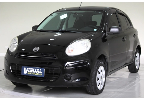 Nissan MARCH 1.0 16V Flex Fuel 5p 2013 Preto — foto 1 de 3
