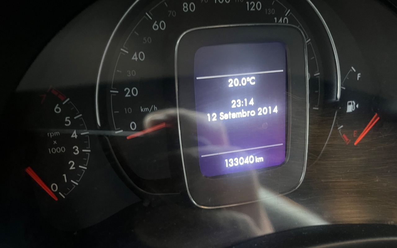 imagem-https://www.socarrao.com.br/sc-vehicle-images-prod/3943912/1789747131538-SU1HXzI3NjAuanBlZw.jpeg