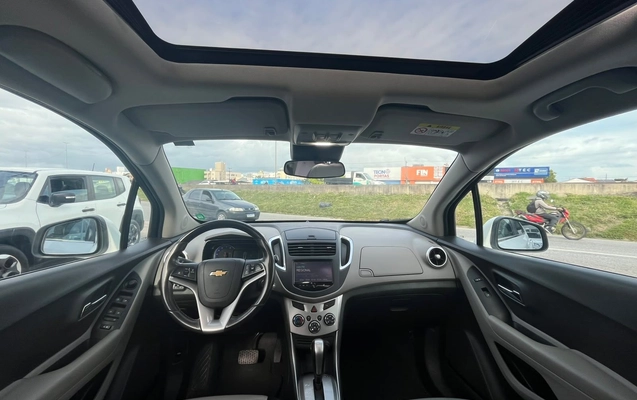 imagem-https://www.socarrao.com.br/sc-vehicle-images-prod/3944315/1789824001035-badc42bbf3e744ef981ae2074e091ff7_1789759039207.jpg