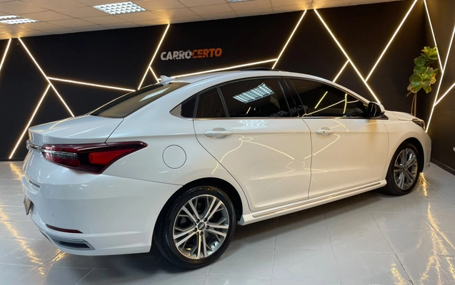 imagem-https://www.socarrao.com.br/sc-vehicle-images-prod/3944325/1789748095154-v8GQ7XIM7Ddua9sLBbzwp7qna2H59Pfx.jpg