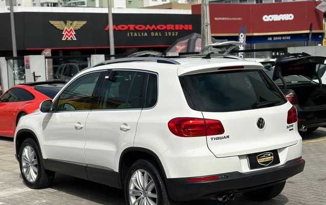 imagem-https://www.socarrao.com.br/sc-vehicle-images-prod/3944663/1789829613471-gb-1fc80a7.jpeg