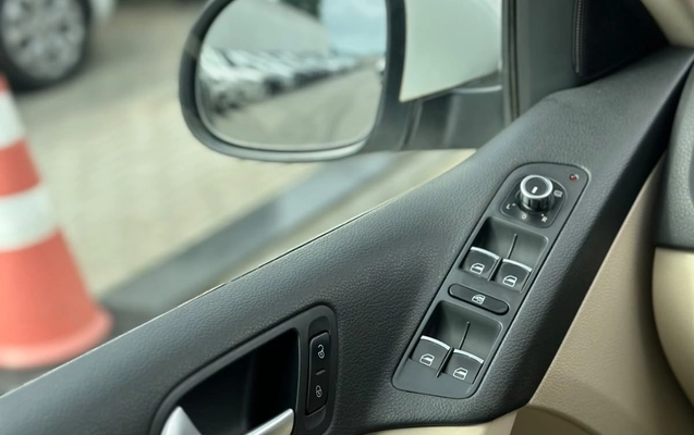 imagem-https://www.socarrao.com.br/sc-vehicle-images-prod/3944663/1789829613479-gb-333f9f0.jpeg