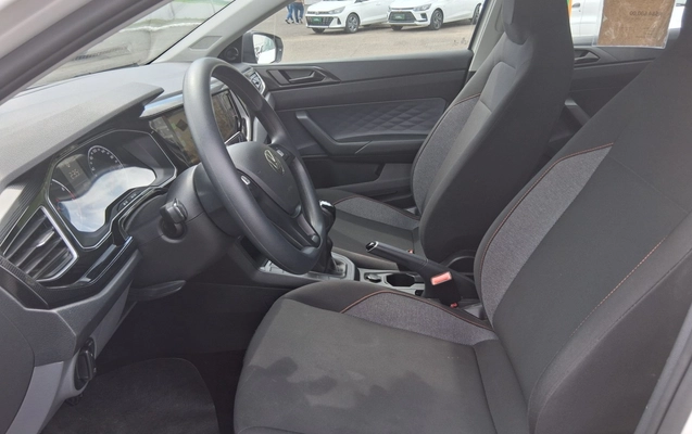 imagem-https://www.socarrao.com.br/sc-vehicle-images-prod/3944754/1789749029179-2_013027.jpg