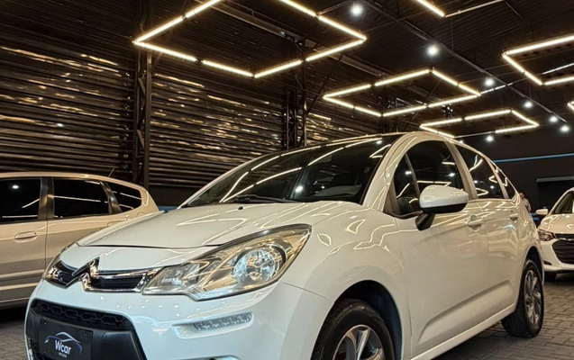 imagem-https://www.socarrao.com.br/sc-vehicle-images-prod/3944856/1789749210969-MS5qcGc.jpg
