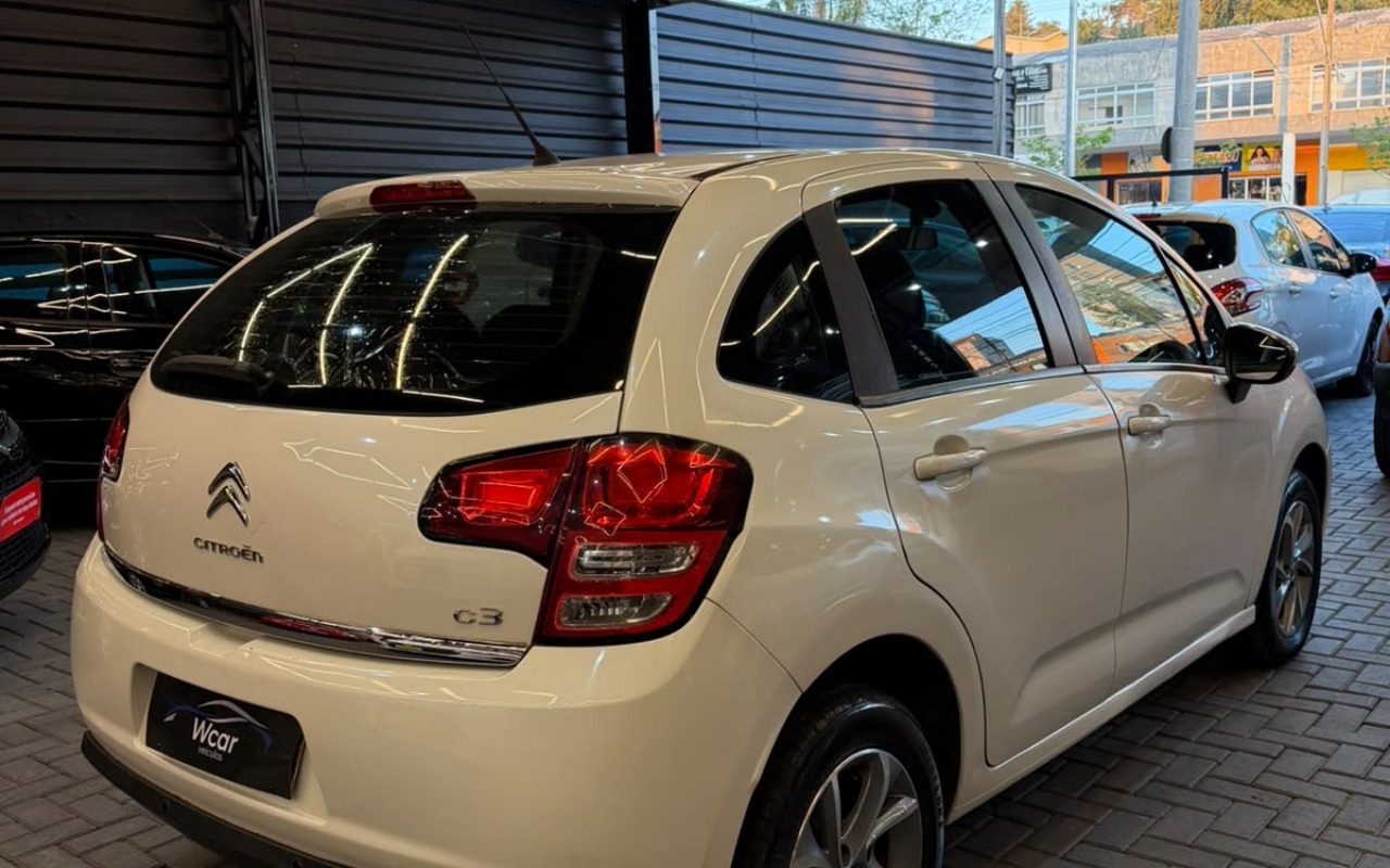 imagem-https://www.socarrao.com.br/sc-vehicle-images-prod/3944856/1789749211354-NS5qcGc.jpg