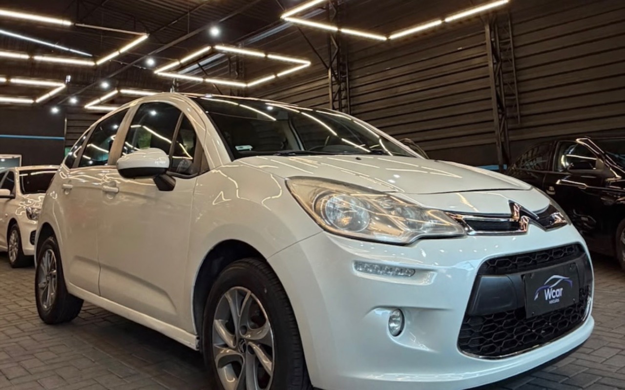 Citroën C3 2013 Branco — foto 1 de 3