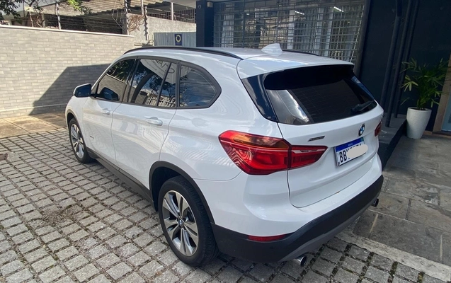 imagem-https://www.socarrao.com.br/sc-vehicle-images-prod/3944895/1789749287577-ZjgxZGExYTctYWIyMi00NWYyLThiYTEtYmEzNDA5NWQ5YmU5LmpwZw.jpg