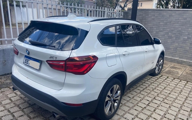imagem-https://www.socarrao.com.br/sc-vehicle-images-prod/3944895/1789749287844-NWVkM2ZjZDUtNjU3MS00MWI4LWEzMjYtZTNlNDcwMDQzZDcyLmpwZw.jpg