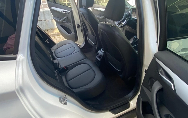imagem-https://www.socarrao.com.br/sc-vehicle-images-prod/3944895/1789749288184-MTQwODFkM2EtMTYxNC00ZDRhLWIyN2ItYWQwZDkyNTM4ODBiLmpwZw.jpg