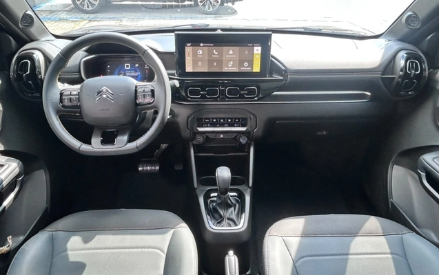 imagem-https://www.socarrao.com.br/sc-vehicle-images-prod/3945513/1789750534559-5fxNJj4jZDvb8cIhNKejwaezksPQUk3N.jpg