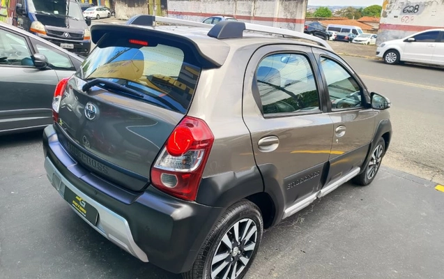 imagem-https://www.socarrao.com.br/sc-vehicle-images-prod/3946030/1789751974464-gb-6c6358c.jpeg