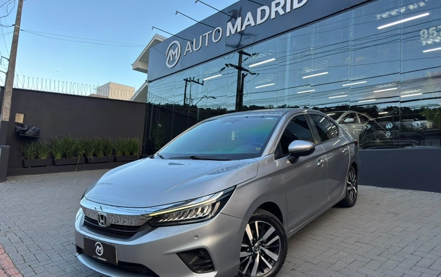 imagem-https://www.socarrao.com.br/sc-vehicle-images-prod/3946229/1789752275375-4528978b-bc47-17ba-3783-3a23c7b58e71.jpg