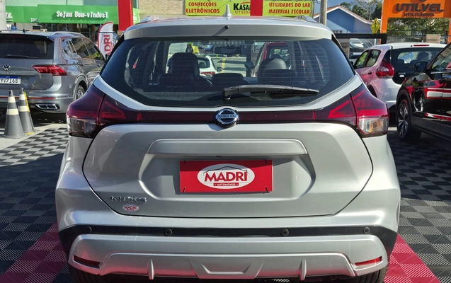 imagem-https://www.socarrao.com.br/sc-vehicle-images-prod/3946292/1789752370801-003_9097dfc75d768272047f48bc6a945db9.jpg