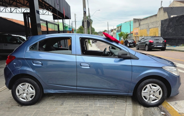 imagem-https://www.socarrao.com.br/sc-vehicle-images-prod/3946302/1789754514528-MjAyNjA5MThfMTI1NDAxLmpwZw.jpg