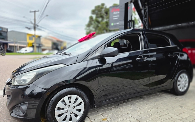 imagem-https://www.socarrao.com.br/sc-vehicle-images-prod/3946314/1789754480934-MjAyNjA5MThfMTMwOTE3LmpwZw.jpg