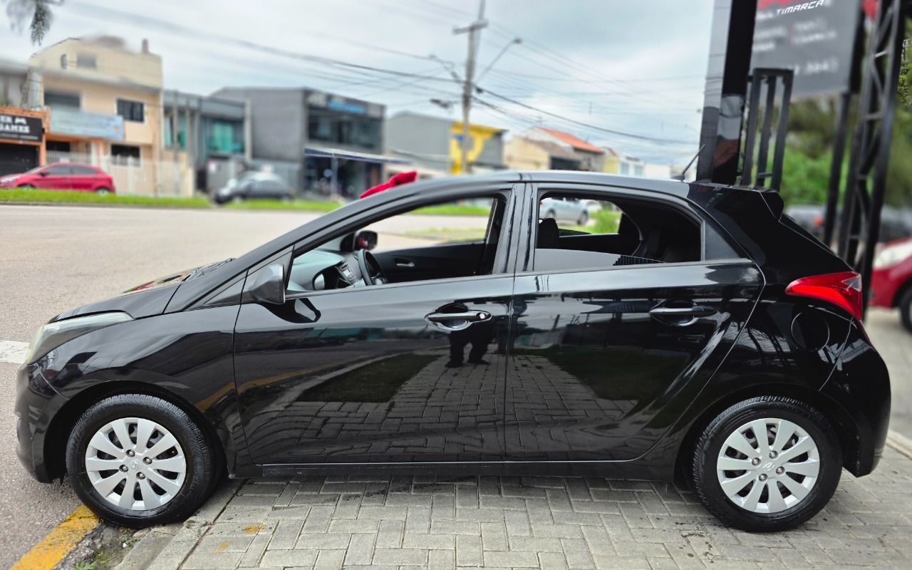 imagem-https://www.socarrao.com.br/sc-vehicle-images-prod/3946314/1789754481065-MjAyNjA5MThfMTMwOTI0LmpwZw.jpg