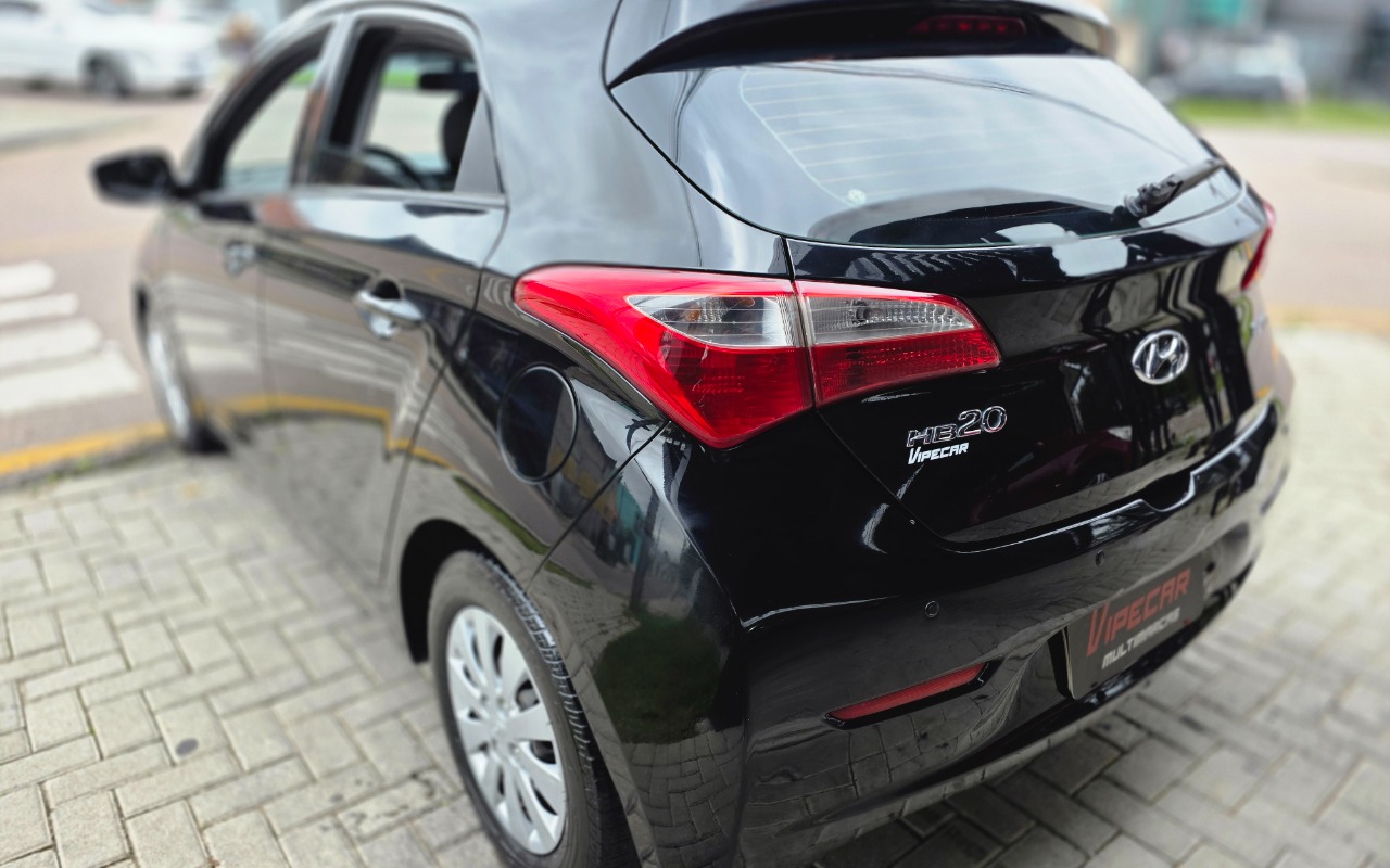 imagem-https://www.socarrao.com.br/sc-vehicle-images-prod/3946314/1789754481140-MjAyNjA5MThfMTMwOTMyLmpwZw.jpg