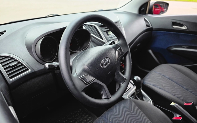 imagem-https://www.socarrao.com.br/sc-vehicle-images-prod/3946314/1789754481621-MjAyNjA5MThfMTMxMTUwLmpwZw.jpg