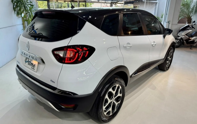imagem-https://www.socarrao.com.br/sc-vehicle-images-prod/3946317/1789752587429-1_064043.jpg