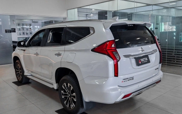 imagem-https://www.socarrao.com.br/sc-vehicle-images-prod/3946394/1789752783389-8dTJS558wLDfSZiWv6f917kHKJWyygVl.jpg