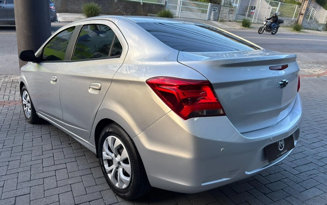 imagem-https://www.socarrao.com.br/sc-vehicle-images-prod/3946410/1789752806655-26bdf855-80de-1b73-e3fa-3a23c7c0ddf8.jpg