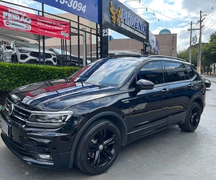 Volkswagen Tiguan 2021 Preto — foto 1 de 3