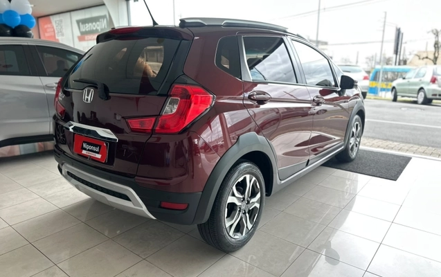 imagem-https://www.socarrao.com.br/sc-vehicle-images-prod/3946552/1789753297130-GnnT9vTxwntGiTs2PPDGvoLlP0OFUG9l.jpg