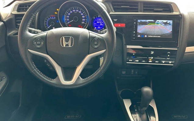 imagem-https://www.socarrao.com.br/sc-vehicle-images-prod/3946552/1789753297143-U2VFlos8etGcM7dT7uIcYrGiWZdOCfyu.jpg