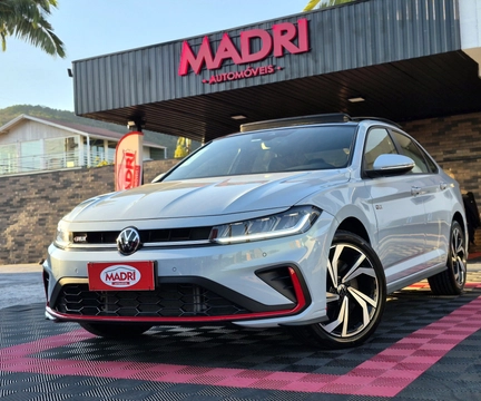 Volkswagen Jetta 2026 Cinza — foto 1 de 3